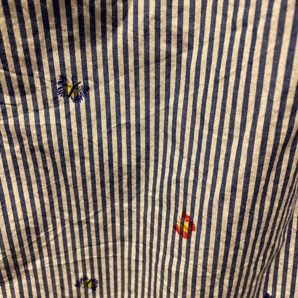 Talbots🦋 button down Large - Picture 3 of 6